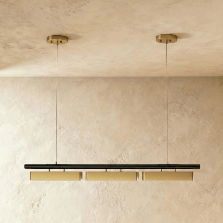 Munira Chandelier